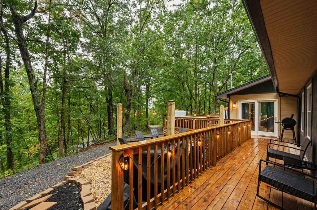 Smokies 6 Bedroom Cabin Sauna Hot Tub Movie Theatre Gatlinburg Exterior photo